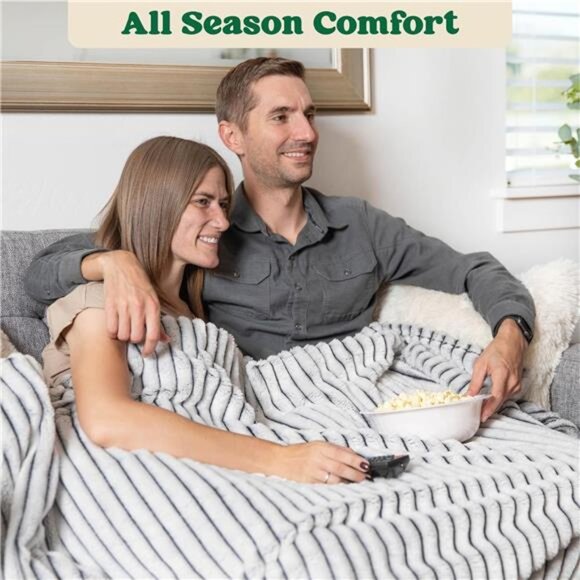 Black and White Throw Blanket Plush Fleece Blanket Couch Bed Home Decor 50x60 - Picture 6 of 7